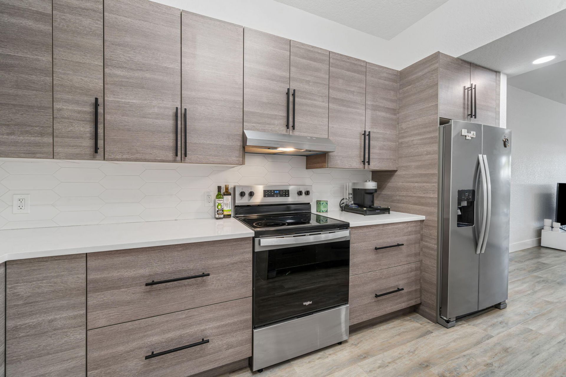 1640 Presidential Way, Unit 105, West Palm Beach, FL 33401 Photo