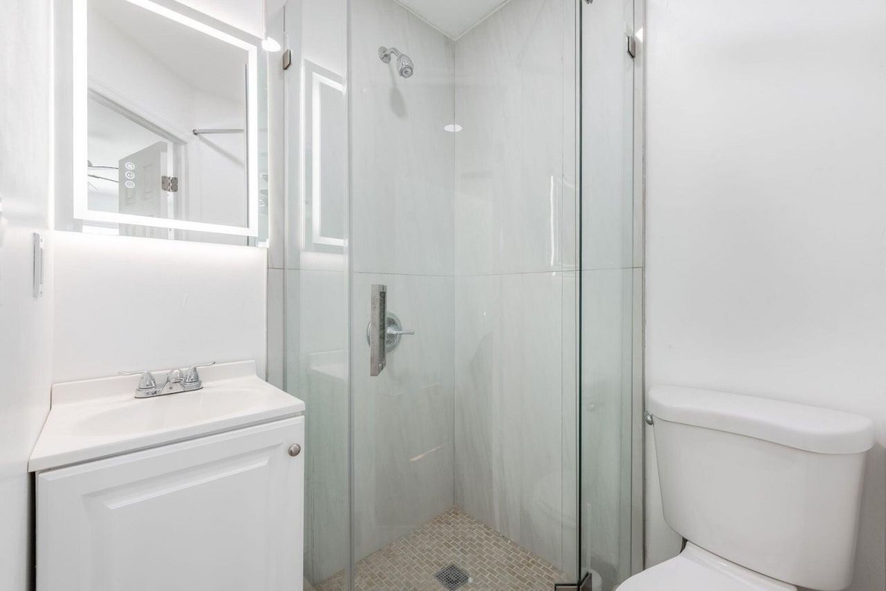 3914 Serubi Avenue, Palm Springs, FL 33461 Photo