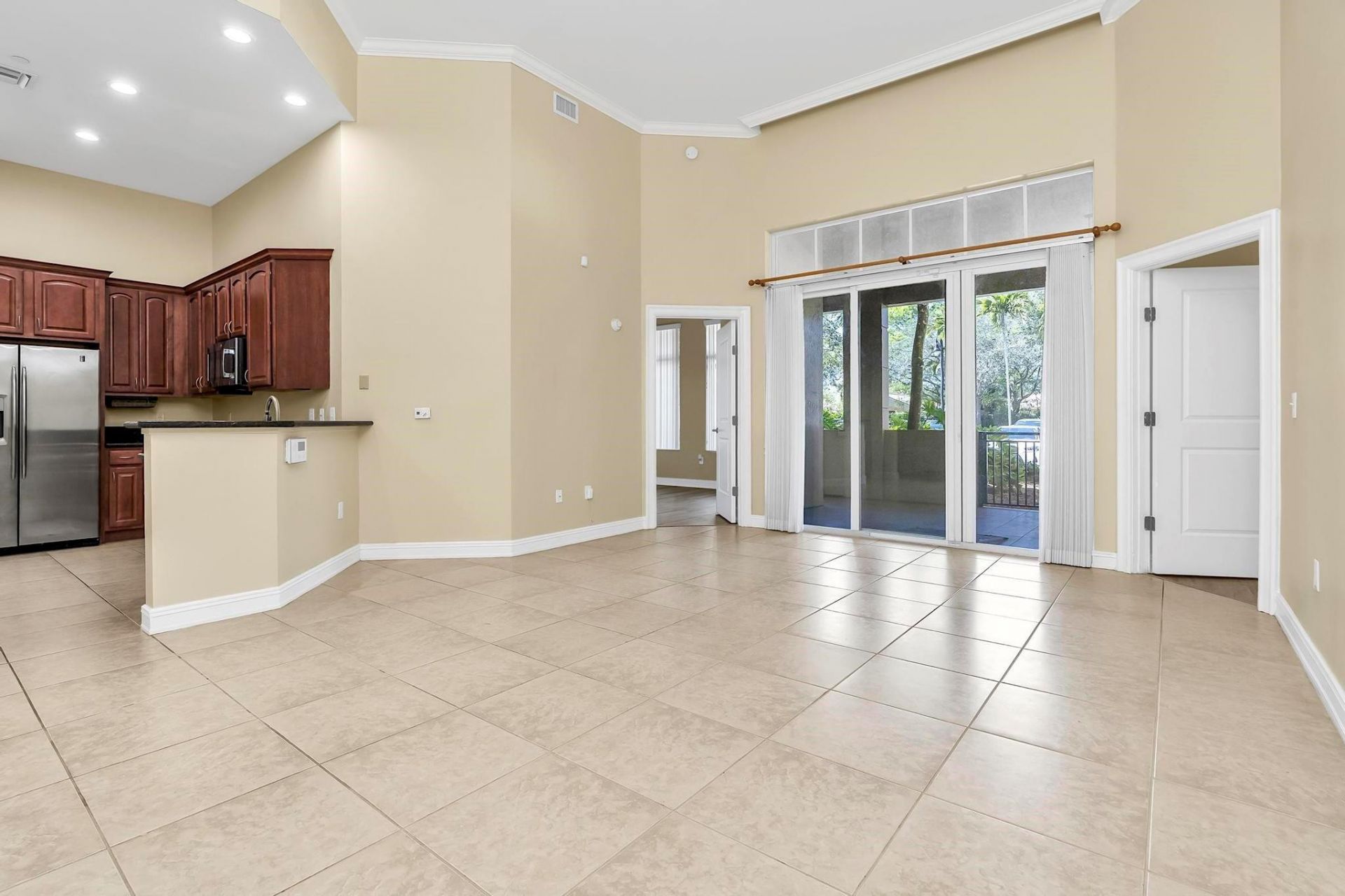 16102 Emerald Estates Drive, Unit 108, Weston, FL 33331 Photo