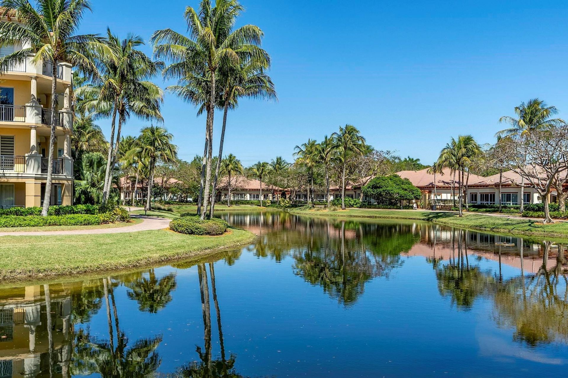 16102 Emerald Estates Drive, Unit 108, Weston, FL 33331 Photo