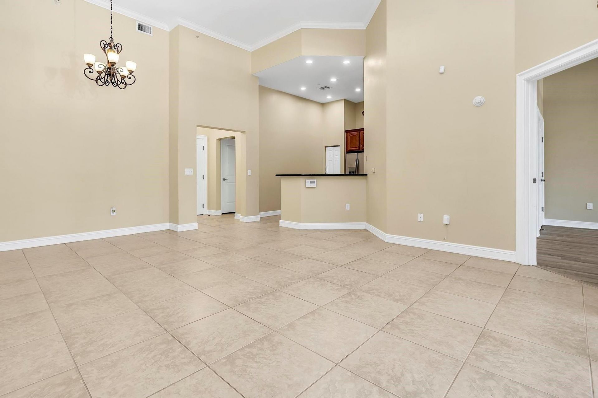 16102 Emerald Estates Drive, Unit 108, Weston, FL 33331 Photo