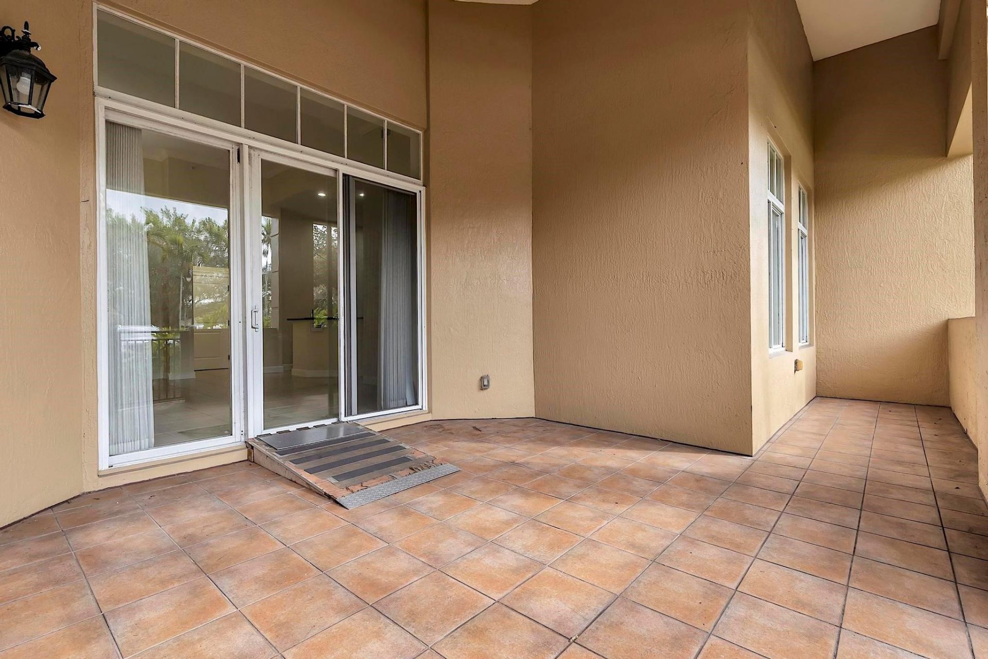 16102 Emerald Estates Dr, Unit 108, Weston, FL 33331 Photo