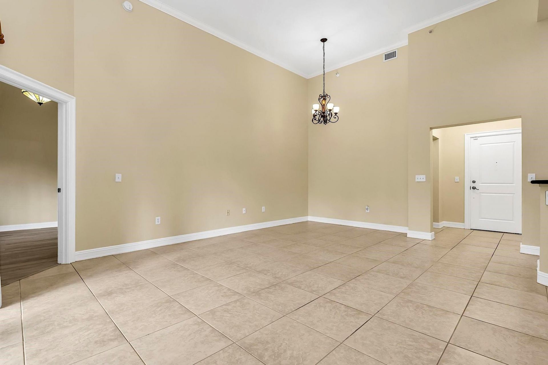 16102 Emerald Estates Drive, Unit 108, Weston, FL 33331 Photo