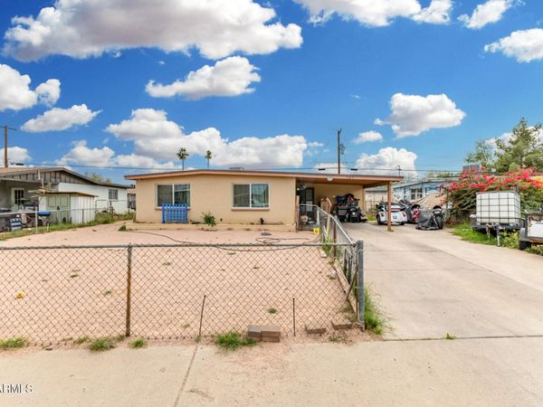 1343 W 6TH Avenue, Mesa, AZ 85202