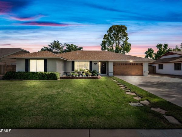 1105 W MESETO Avenue, Mesa, AZ 85210