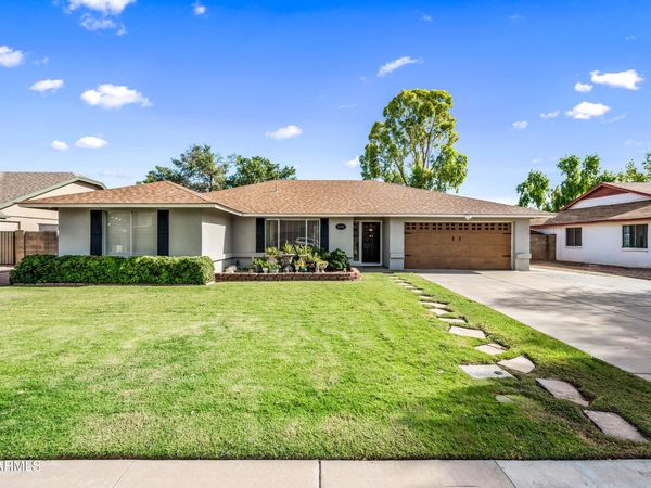 1105 W MESETO Avenue, Mesa, AZ 85210