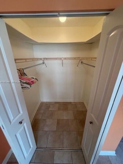 2801 Somerset Dr , Unit 105, Lauderdale Lakes, FL 33311 Photo