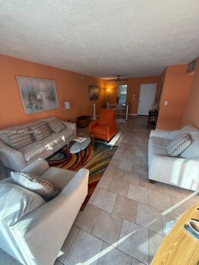 2801 Somerset Dr , Unit 105, Lauderdale Lakes, FL 33311 Photo