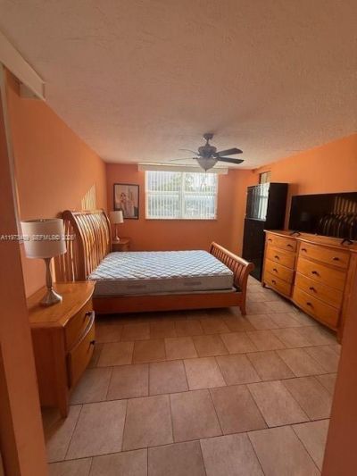 2801 Somerset Dr , Unit 105, Lauderdale Lakes, FL 33311 Photo