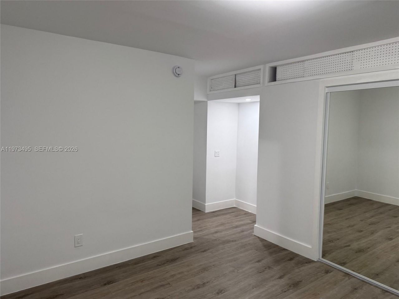 926 Michigan Ave, Unit 12, Miami Beach, FL 33139 Photo