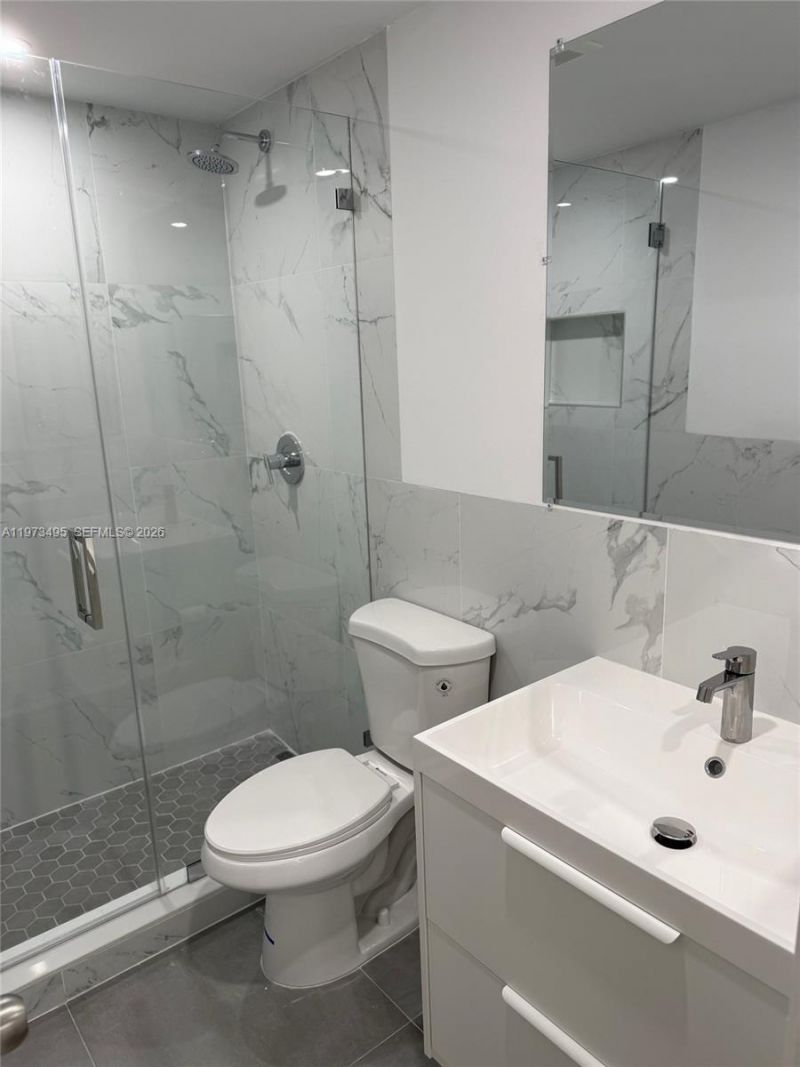 926 Michigan Ave , Unit 12, Miami Beach, FL 33139 Photo