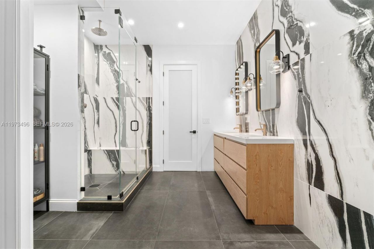 1210 95th Street , Bay Harbor Islands, FL 33154 Photo