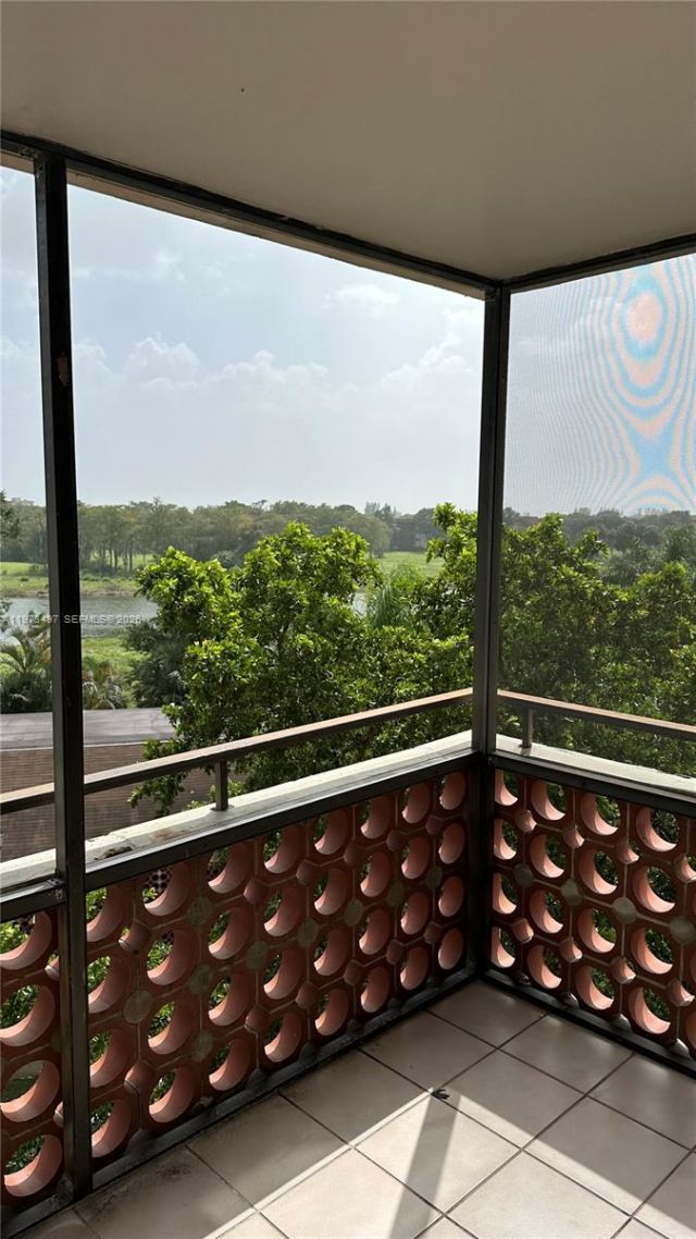 4222 Inverrary Blvd, Unit 4415, Lauderhill, FL 33319 Photo