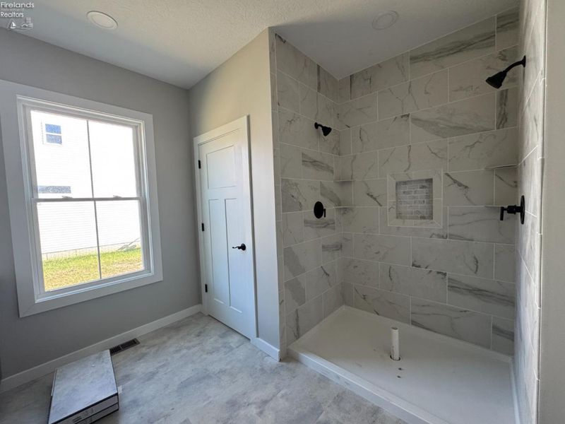 27 Whitefield Boulevard, Norwalk, OH 44857 Photo 24