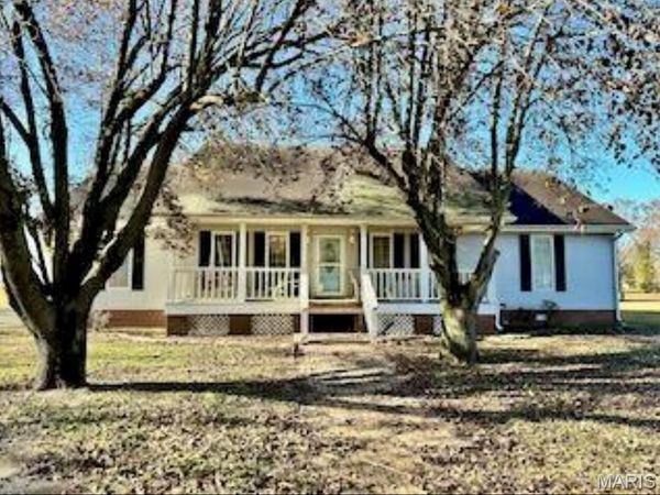 209 S Davis , East Prairie, MO 63845