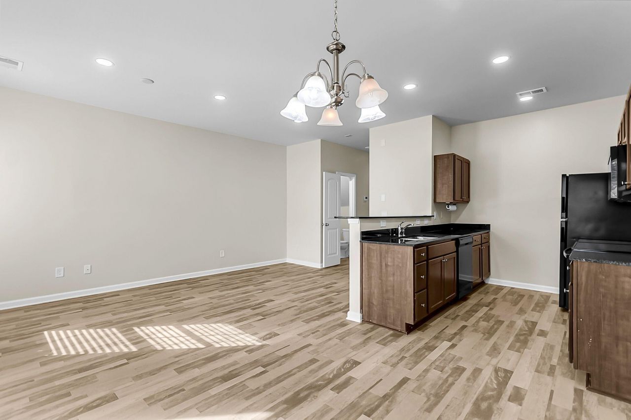 488 Truman Drive Photo 11