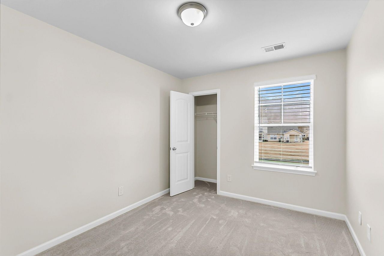 488 Truman Drive Photo 15