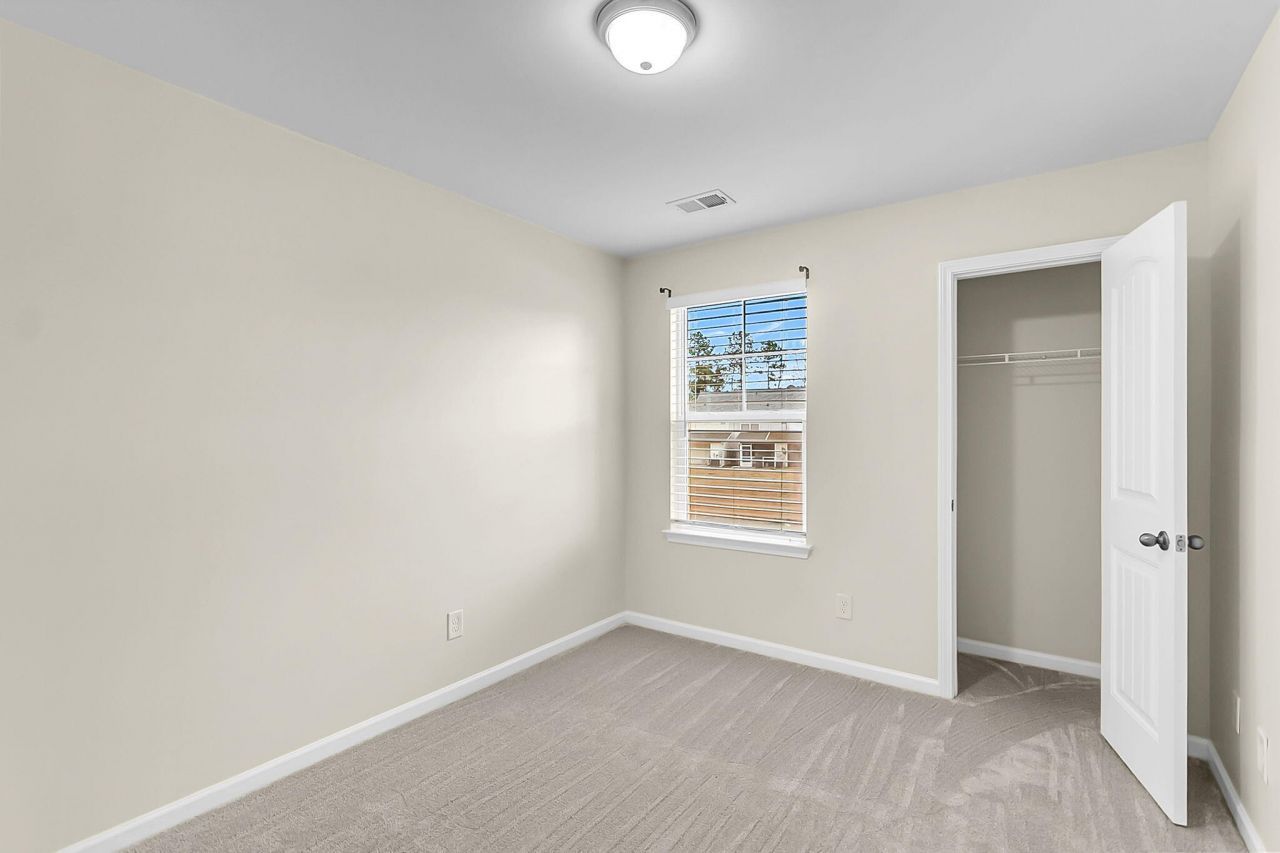 488 Truman Drive Photo 21