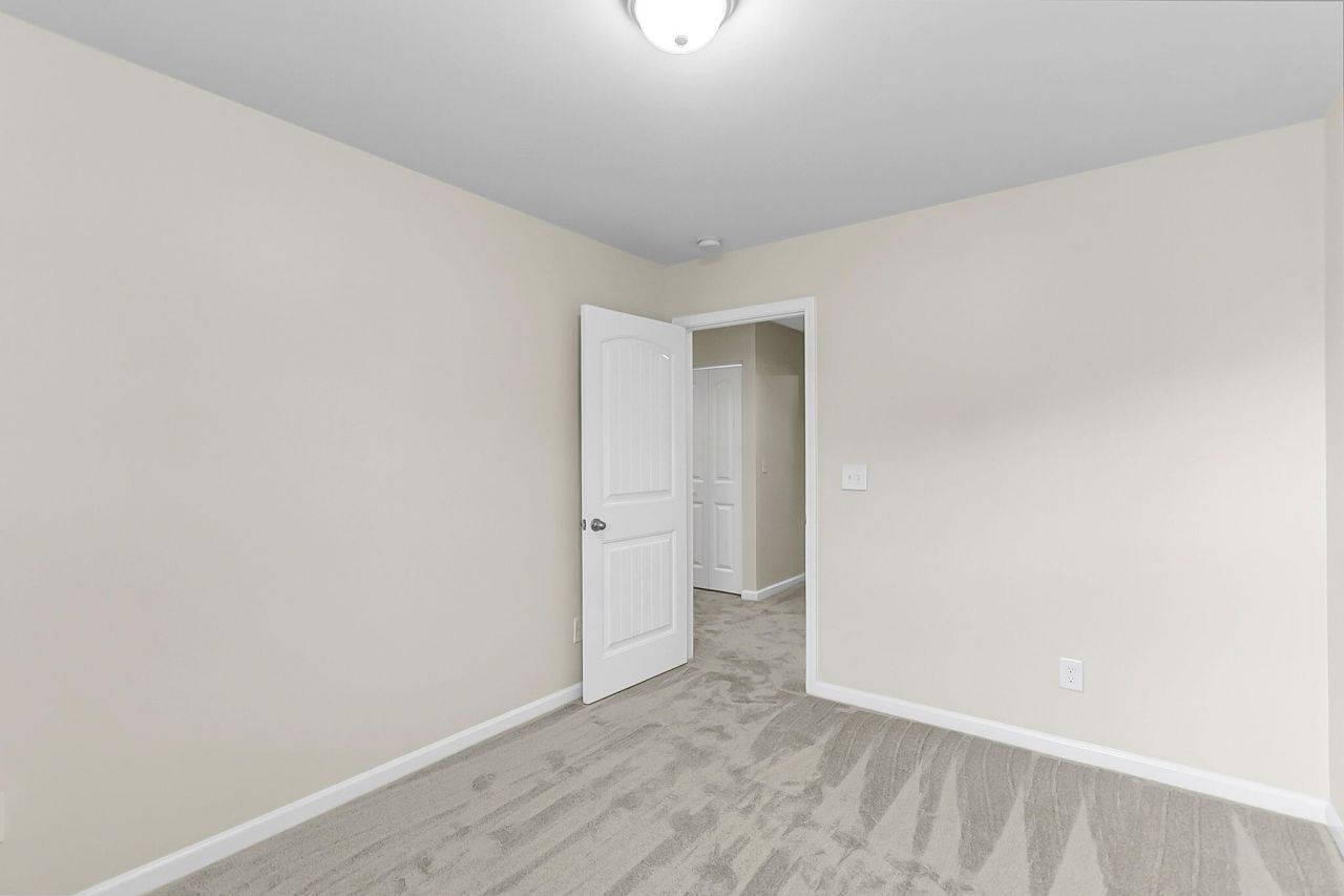 488 Truman Drive Photo 22