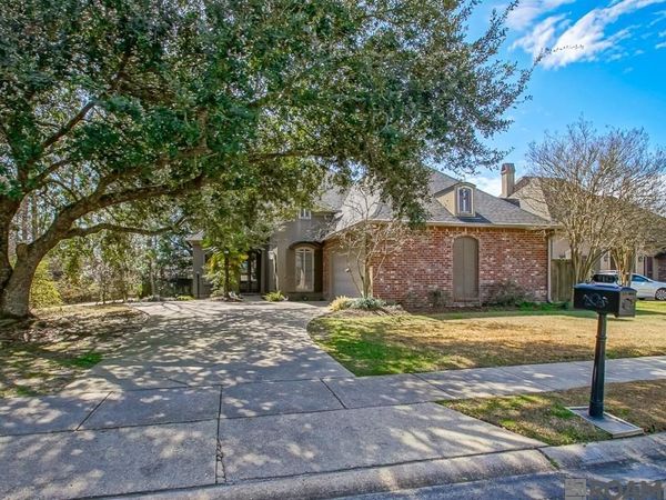 19132 Beaujolaes Ave, Baton Rouge, LA 70817
