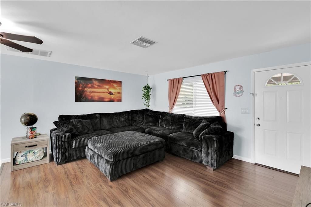 1371 Torreya Cir, North Fort Myers, FL 33917 Photo