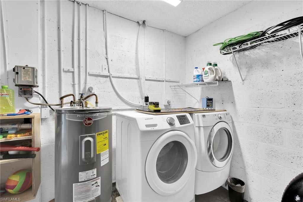 1371 Torreya Cir, North Fort Myers, FL 33917 Photo