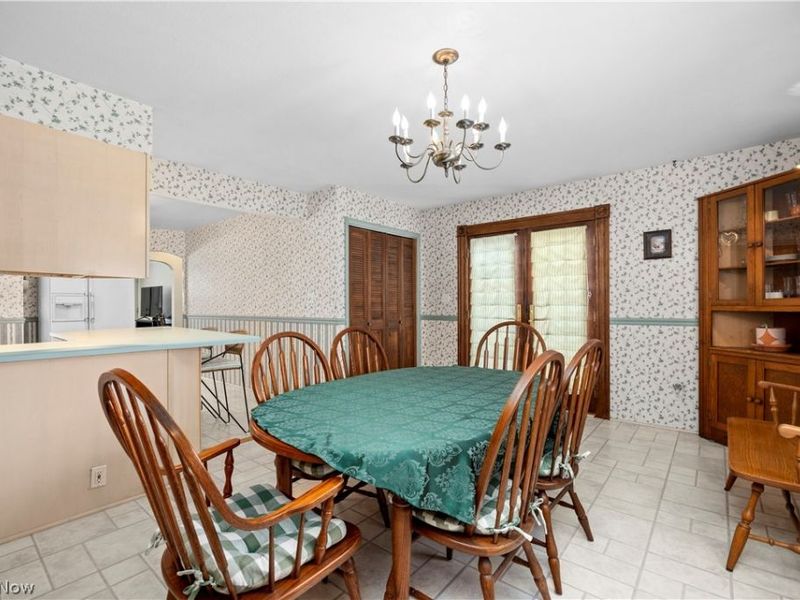 3226 Stanfield Drive, Parma, OH 44134 Photo 9