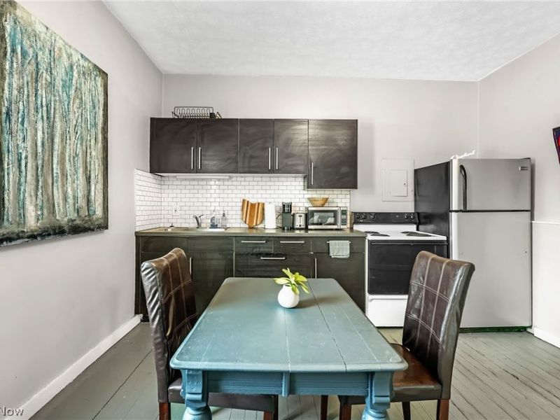 1009 Kenilworth Avenue, Unit 3, Cleveland, OH 44113 Photo 10