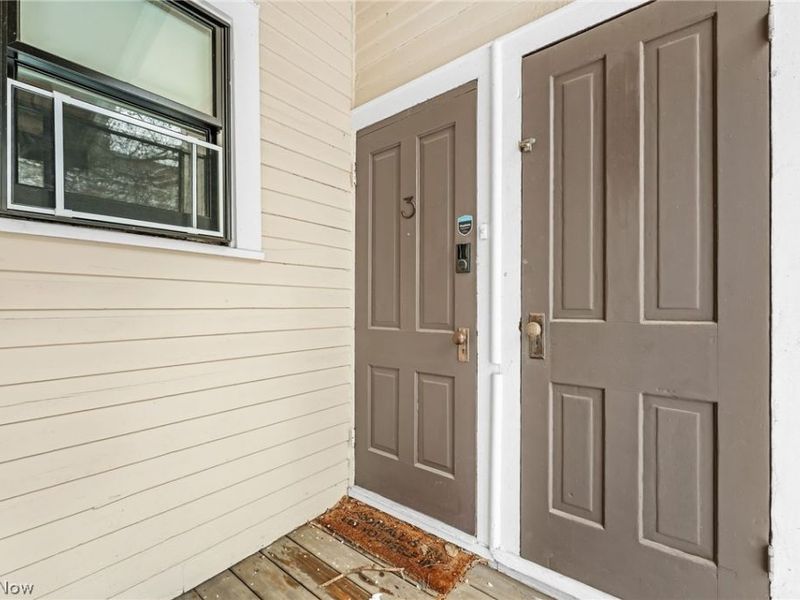 1009 Kenilworth Avenue, Unit 3, Cleveland, OH 44113 Photo 21