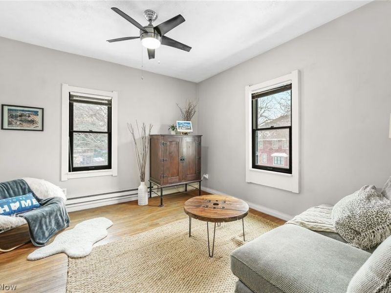 1009 Kenilworth Avenue, Unit 3, Cleveland, OH 44113 Photo 3