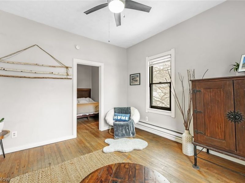 1009 Kenilworth Avenue, Unit 3, Cleveland, OH 44113 Photo 6