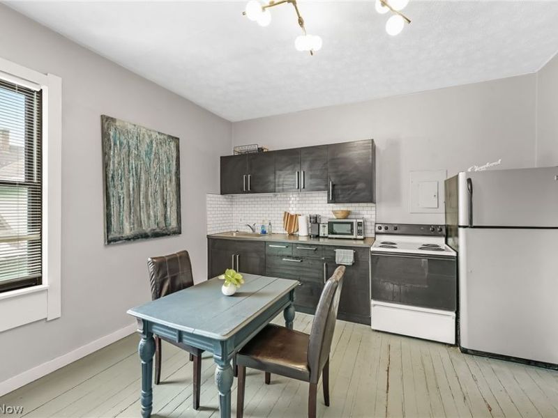 1009 Kenilworth Avenue, Unit 3, Cleveland, OH 44113 Photo 8