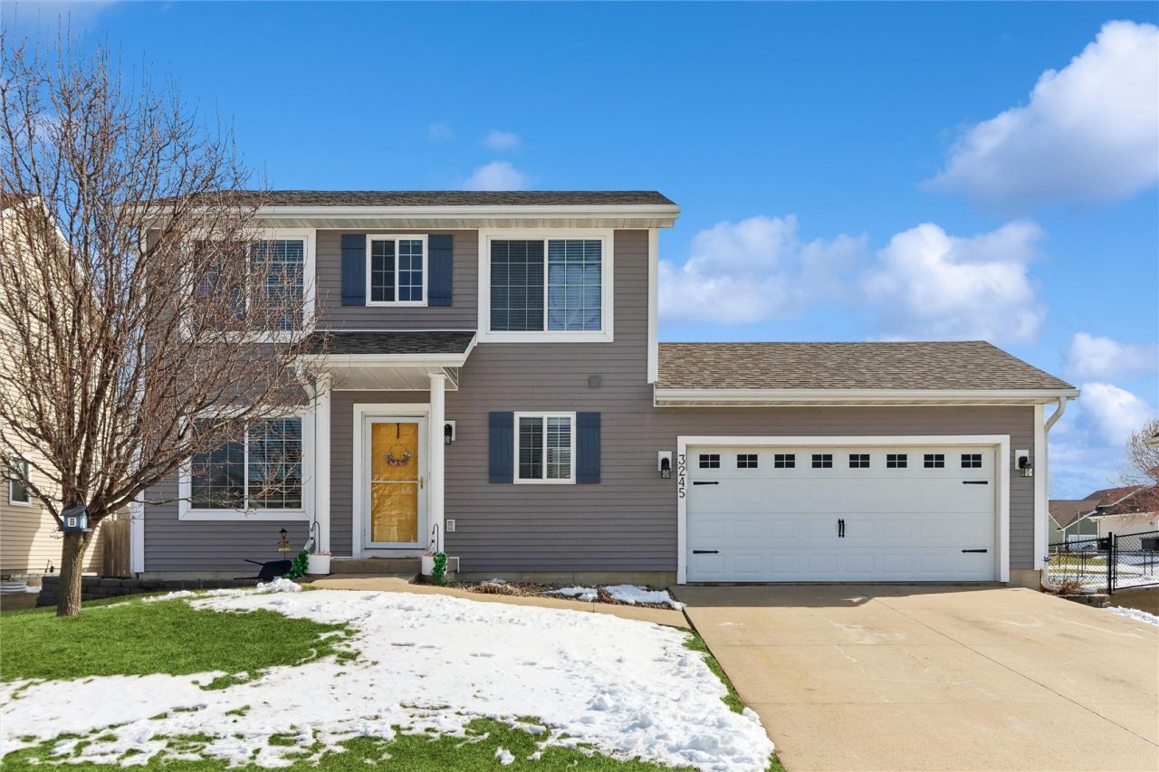 3245 Lennon Lane, Marion, IA 52302 Main Photo