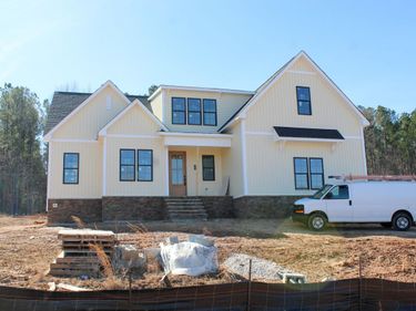 40 Stream View Way, Zebulon, NC 27597