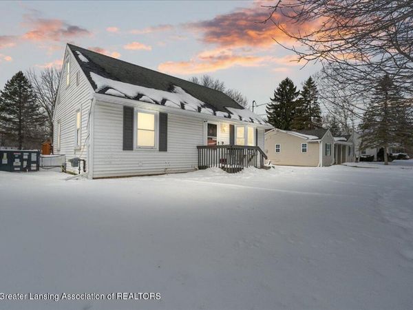 6246 Gardenia Avenue, Lansing, MI 48911