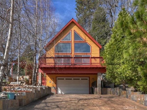 495 Zuger Court, Crestline, CA 92325