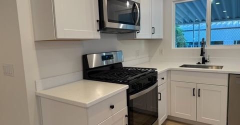 24 Olga Way, Roseville, CA 95661 Photo