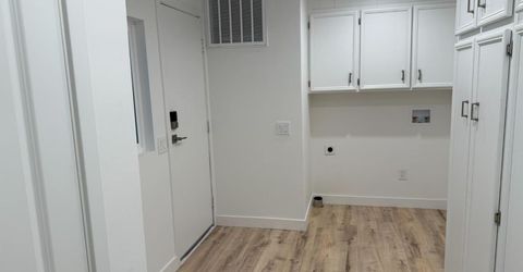 24 Olga Way, Roseville, CA 95661 Photo