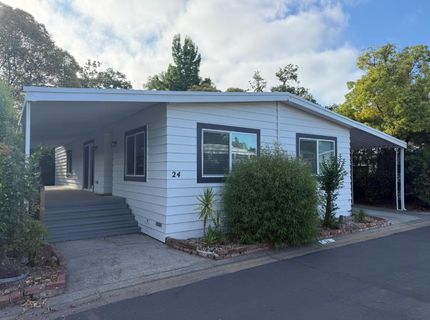 24 Olga Way, Roseville, CA 95661 Photo