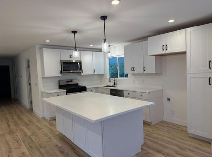 24 Olga Way, Roseville, CA 95661 Photo