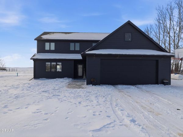 1427 6TH Avenue NE, Thompson, ND 58278