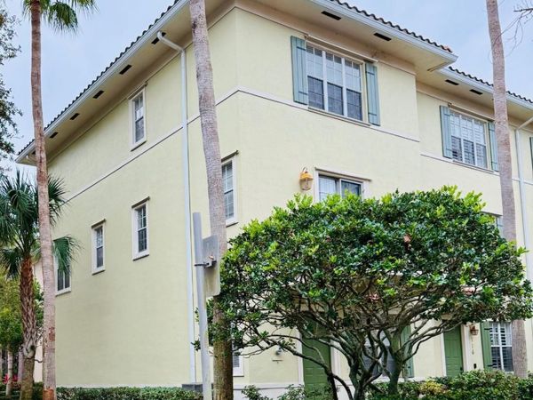 118 Osceola Lane, Jupiter, FL 33458