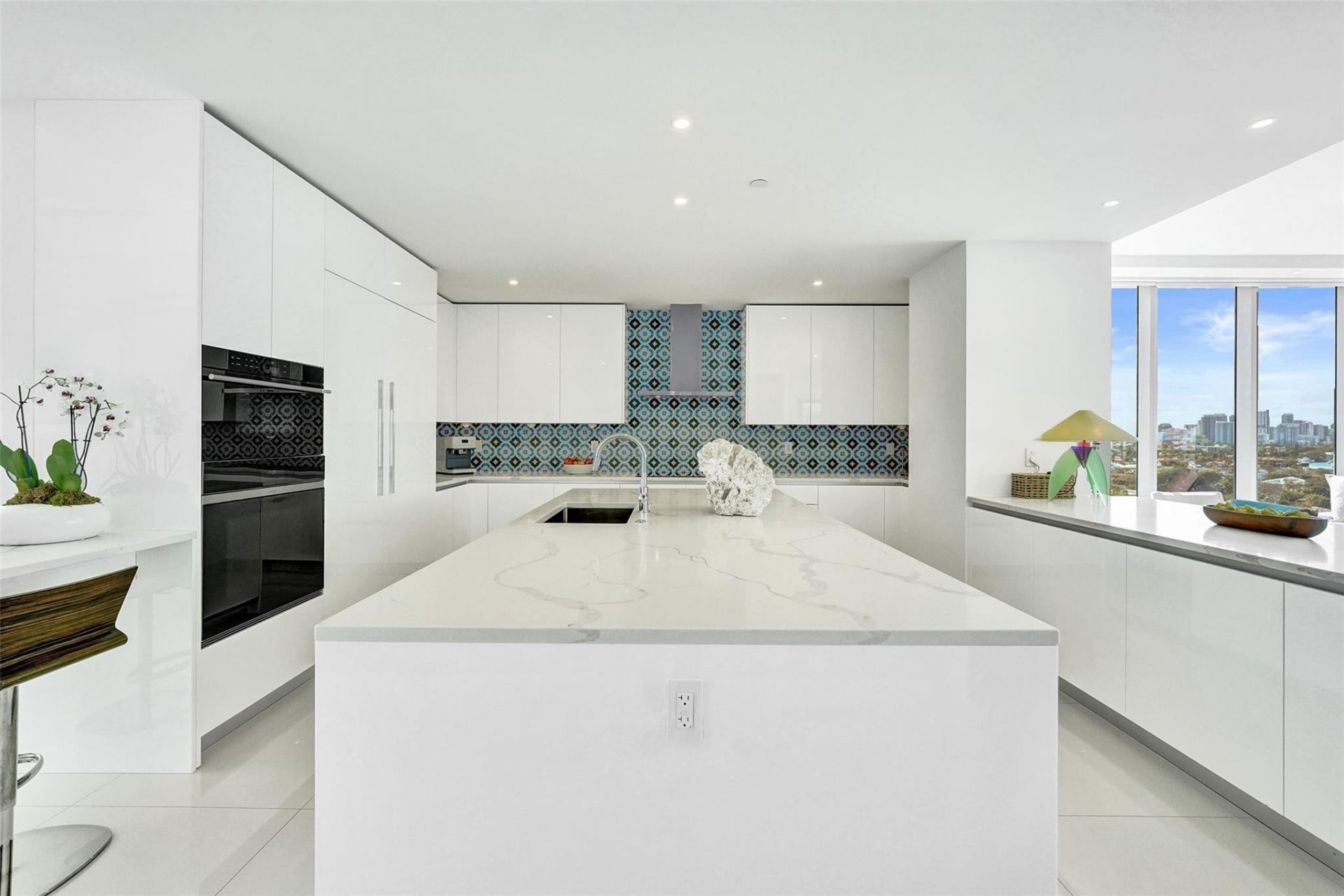 920 Intracoastal Drive, Unit 1003, Fort Lauderdale, FL 33304 Photo