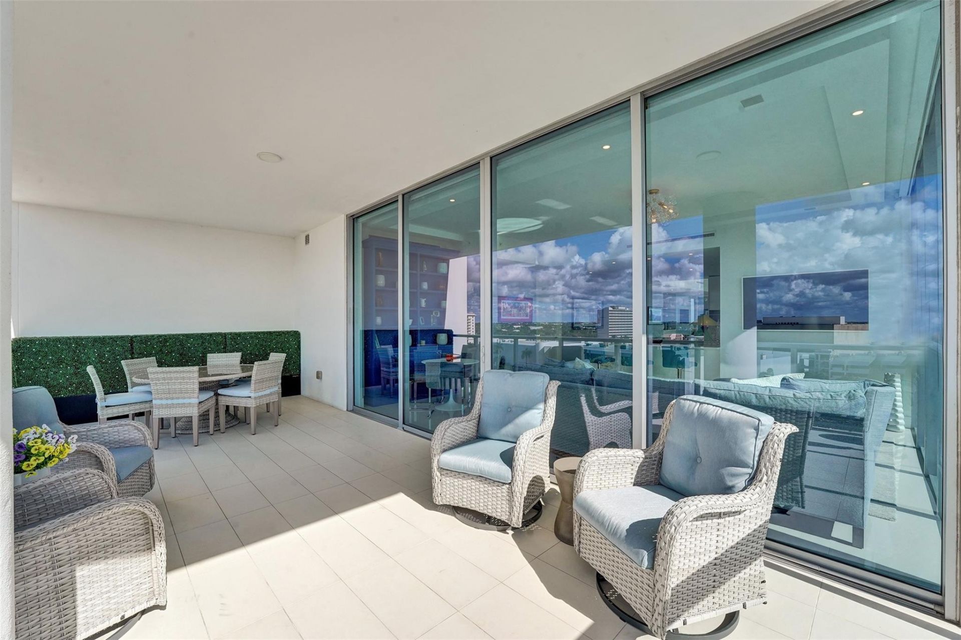 920 Intracoastal Drive, Unit 1003, Fort Lauderdale, FL 33304 Photo