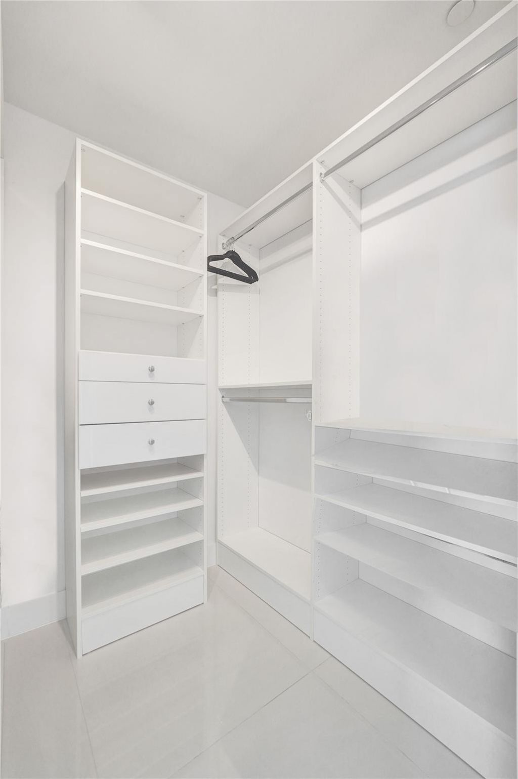 920 Intracoastal Drive, Unit 1003, Fort Lauderdale, FL 33304 Photo