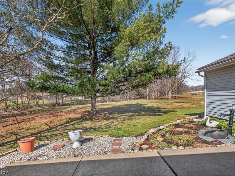 3132 Meadowwood Street NW, Massillon, OH 44646 Photo 26