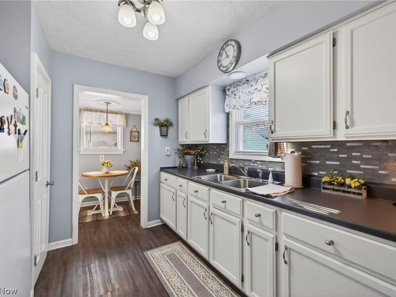 348 East Street, Fairport Harbor, OH 44077 Photo 18