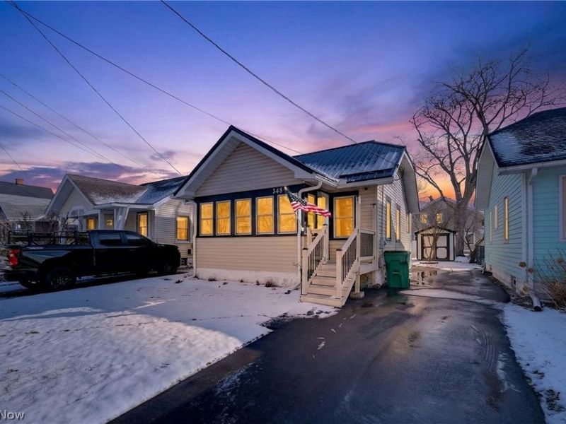 348 East Street, Fairport Harbor, OH 44077 Photo 2