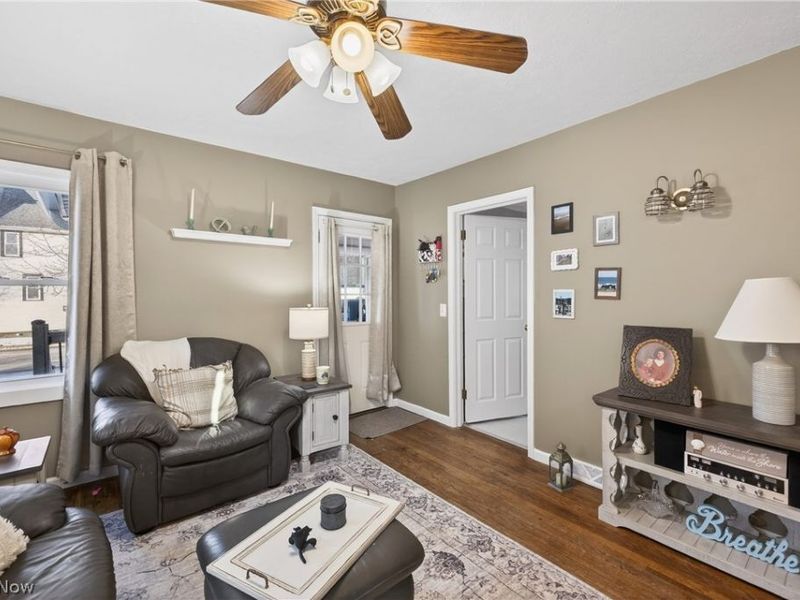 348 East Street, Fairport Harbor, OH 44077 Photo 8