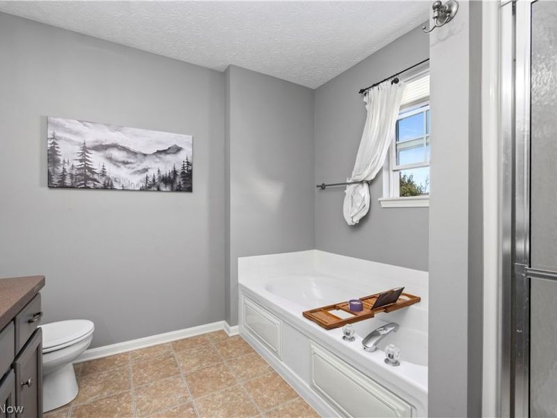 27226 S Emerald Oval, Olmsted Township, OH 44138 Photo 27